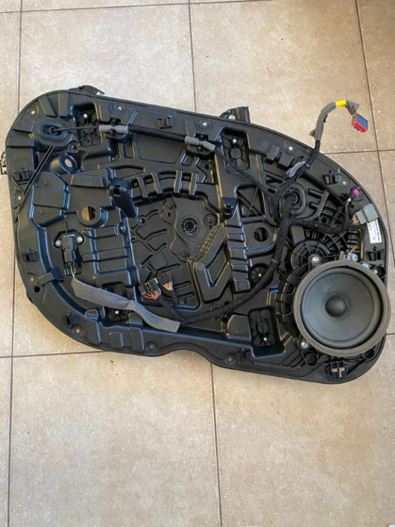 Macara fata stanga Volvo XC60 2018-2022 31416995