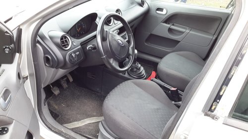 Macara geam dreapta fata Ford Fiesta Mk5