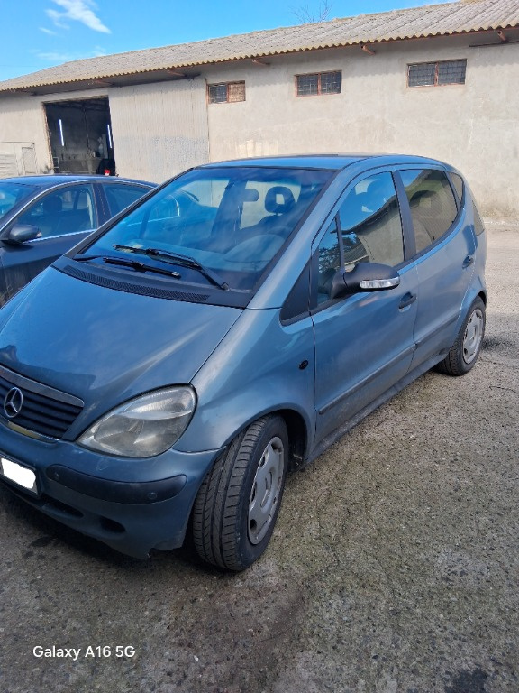 Macara geam dreapta fata Mercedes A-Class W168 2003 HATCHBACK 1,7 CDI