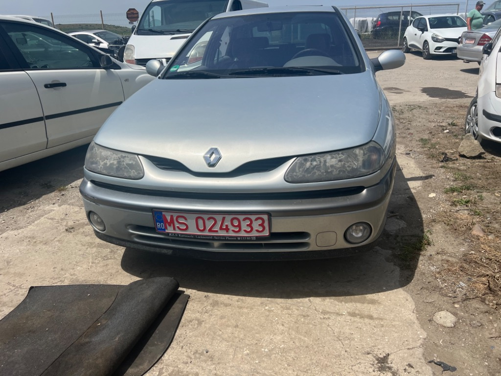 Macara geam dreapta fata Renault Laguna 2001 Berlina 1.6 benzină 16valve