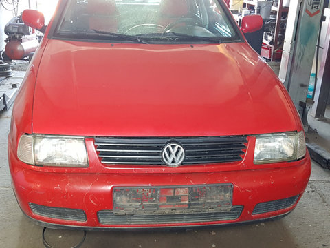 Macara geam dreapta fata Volkswagen Polo 6N 1999 VARIANT 1.9SDI