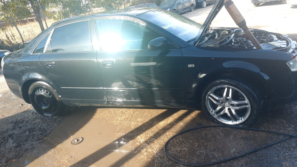 Macara geam dreapta spate Audi A4 B6 200