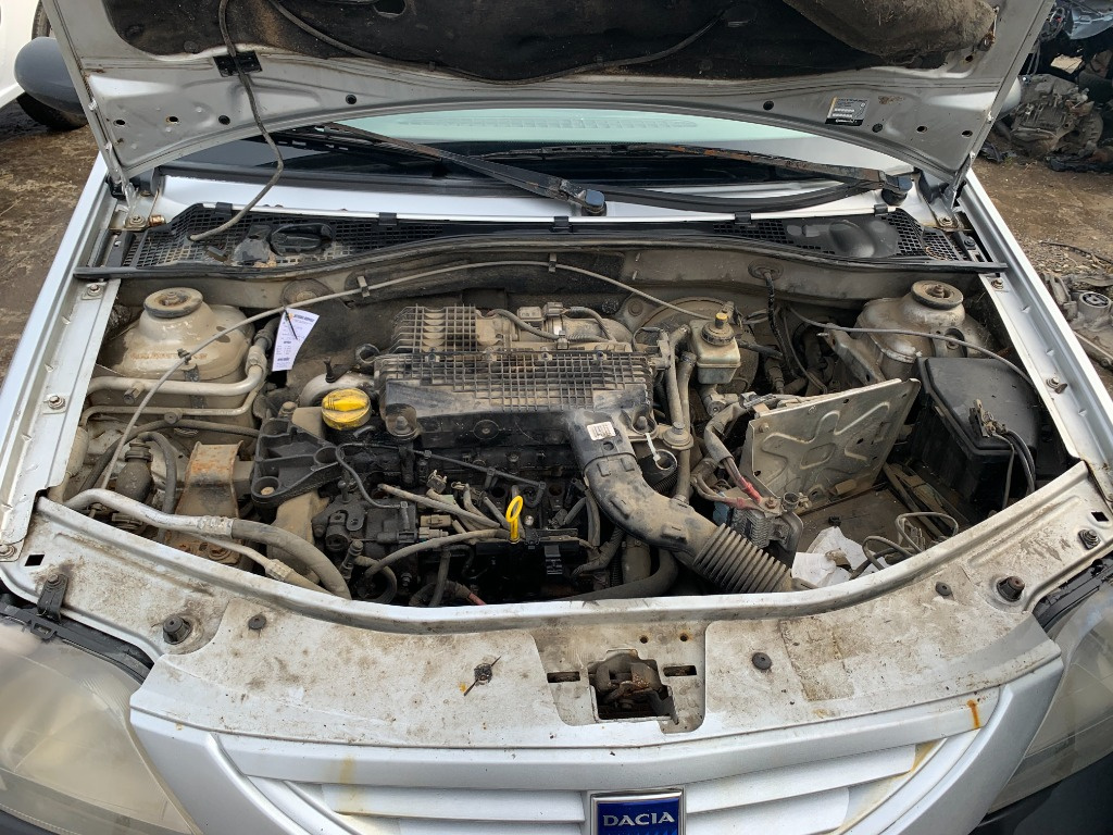 Macara geam dreapta spate Dacia Logan 20