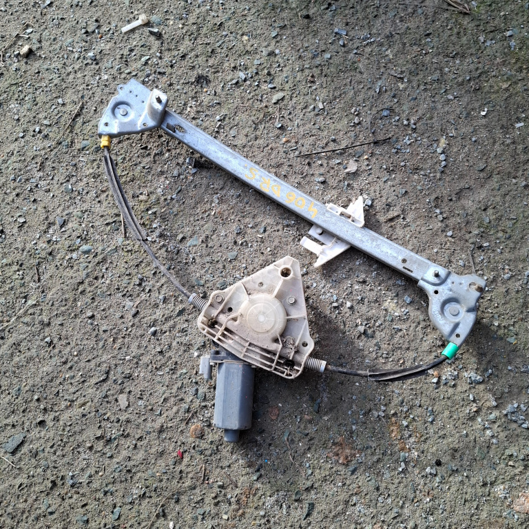 Macara Geam Dreapta,spate,Electrica Peugeot 406 1995 - 2004 9636619380, 0130821924