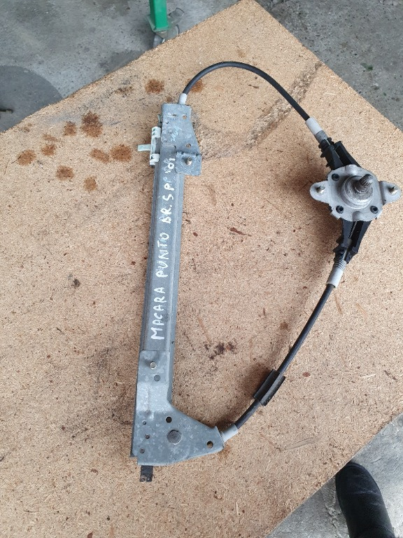 Macara geam dreapta spate Fiat Punto 2001