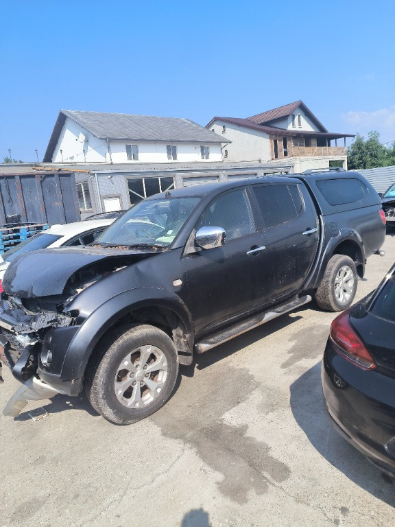 Macara geam dreapta spate Mitsubishi L20