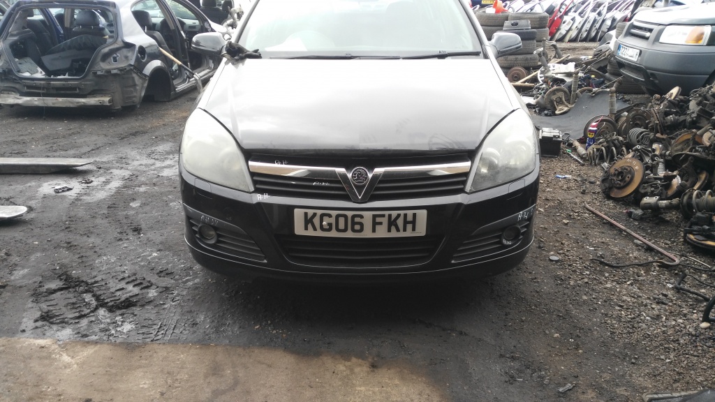 Macara geam dreapta spate Opel Astra H 2