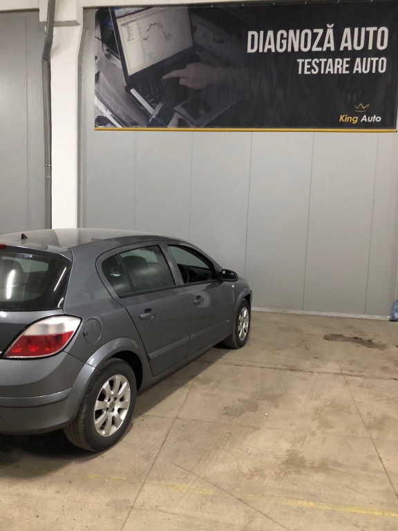 Macara geam dreapta spate Opel Astra H 2