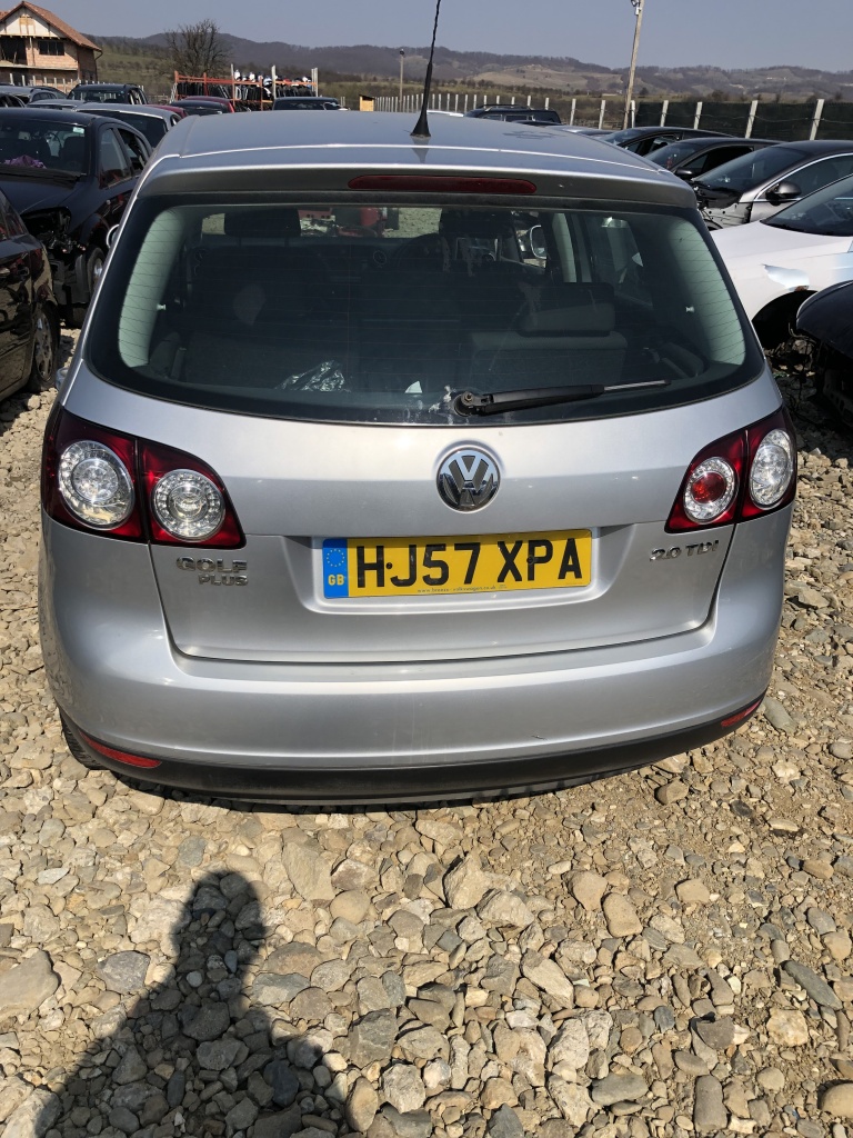 Macara geam dreapta spate Volkswagen Gol
