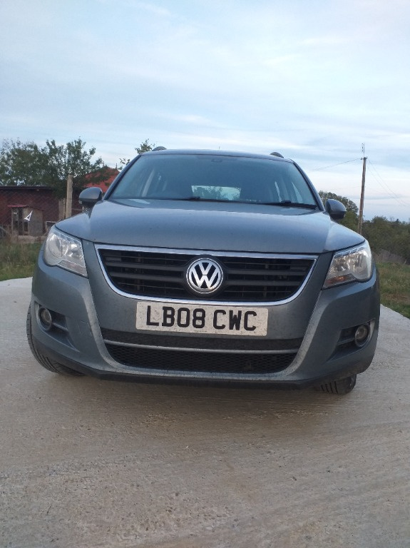 Macara geam dreapta spate Volkswagen Tiguan 2010 jeep 2.0 diesel