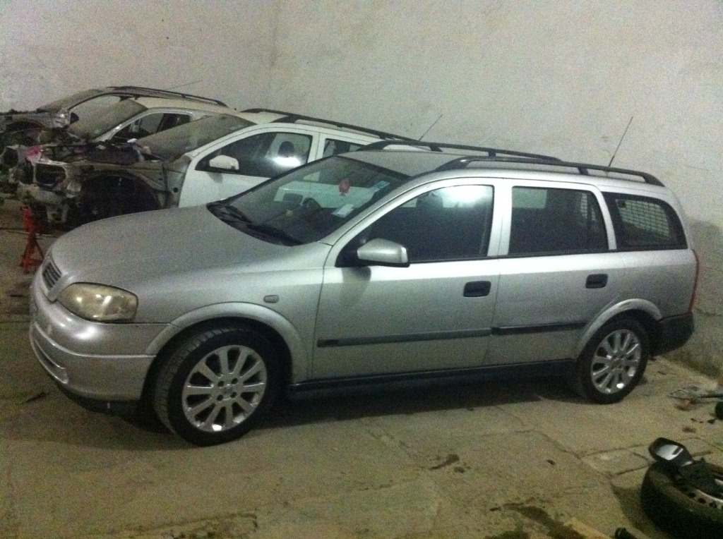 Macara geam electric dreapta fata cu motoras Opel Astra G an fab. 1999 - 2005