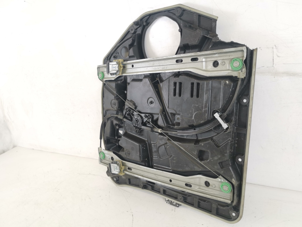 Macara Geam Electric Dreapta Fata Merced