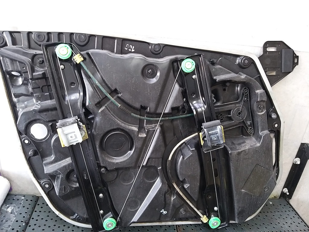 Macara geam electric dreapta fata mercedes c class w205 a2057226400