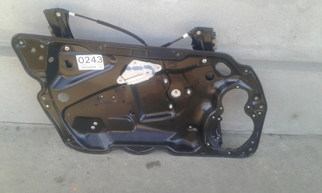 Macara geam electric stanga fata VW Passat B6 2005-2010