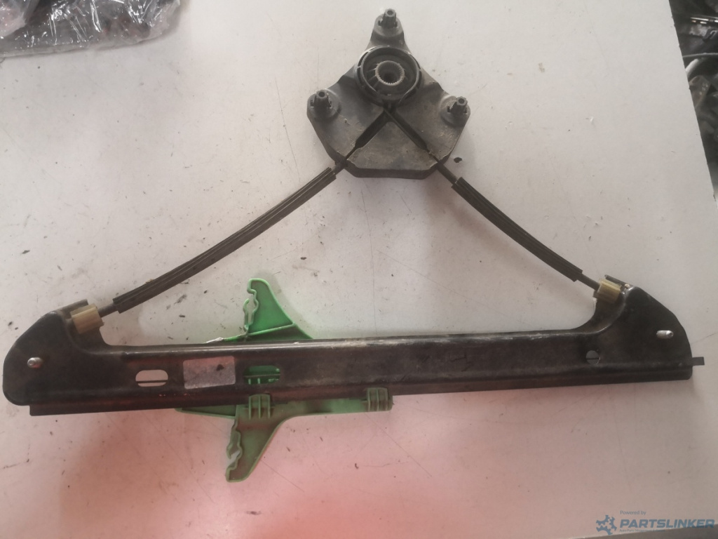 Macara geam electric stanga spate VOLKSWAGEN GOLF VII Estate (BA5, BV5) [ 2013 - > ] OEM C09012105