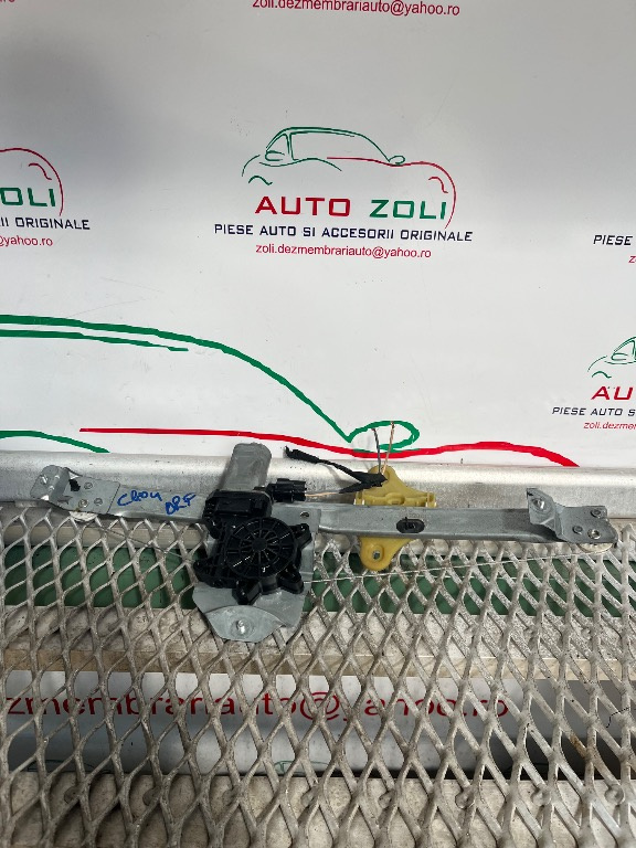 Macara geam electric usa dreapta fata pentru Renault Clio 4 an 2016