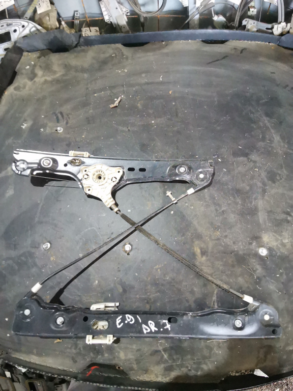 Macara Geam Fata,dreapta,Electrica BMW 3 (E90, E91, E93, E92) 2005 - 2013