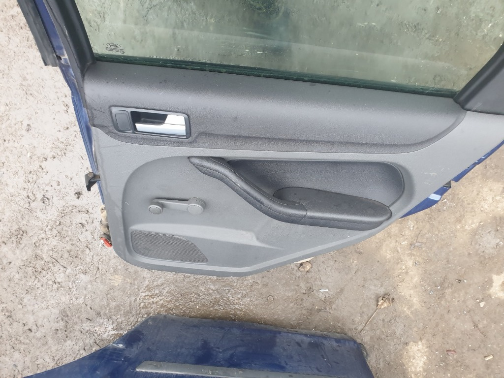 Macara geam manual usa spate Ford Focus 2 hatchbac