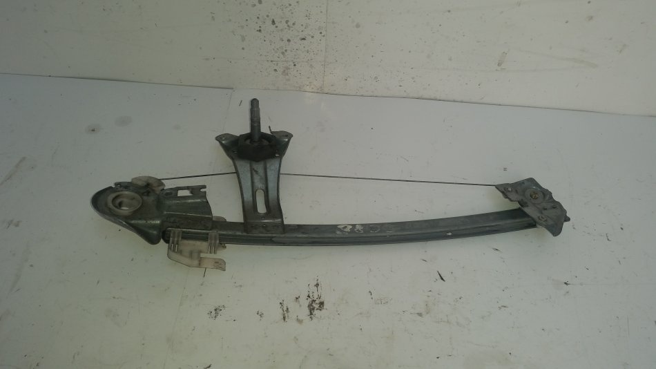 Macara Geam Manuala Spate Dreapta Peugeot 206 1997