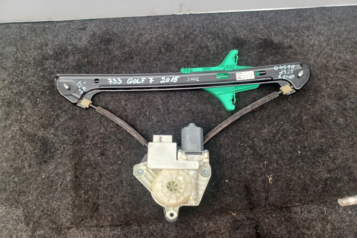 Macara geam spate stanga electrica 5Q4959811A 5G4839461 5Q4959811A 5G4839461 Volkswagen VW Golf 7 [2012 - 2017] Variant wagon 5-usi 1.6 TDI BlueMotion MT (110 hp)