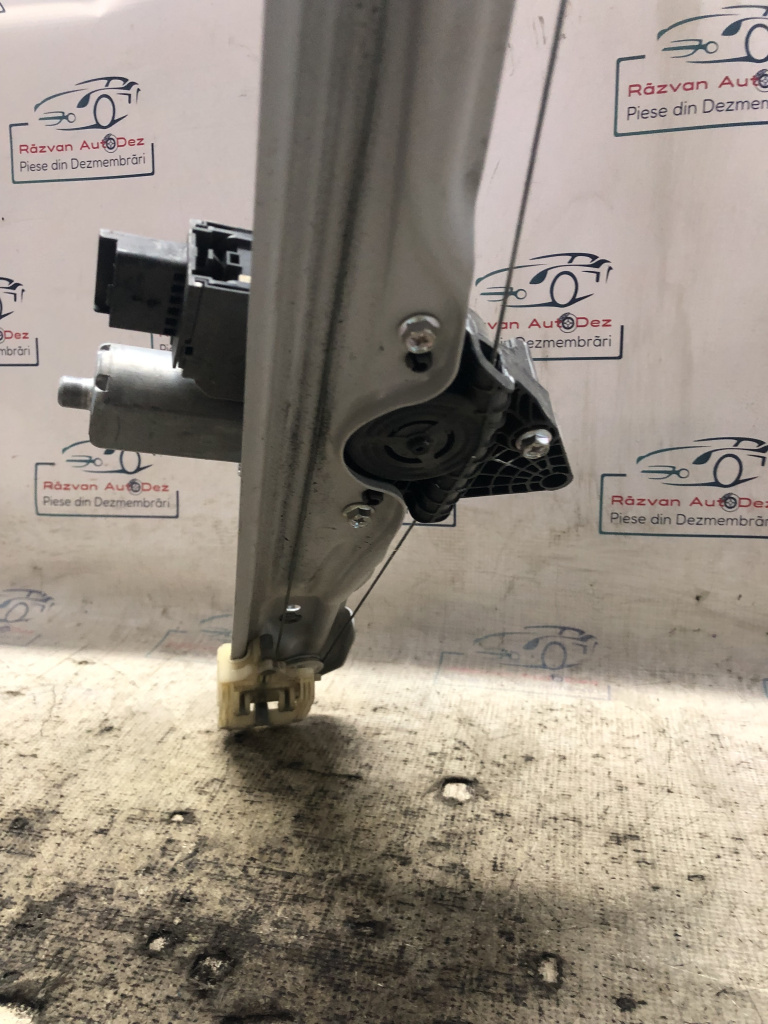 Macara geam stânga fata Opel Crossland 
