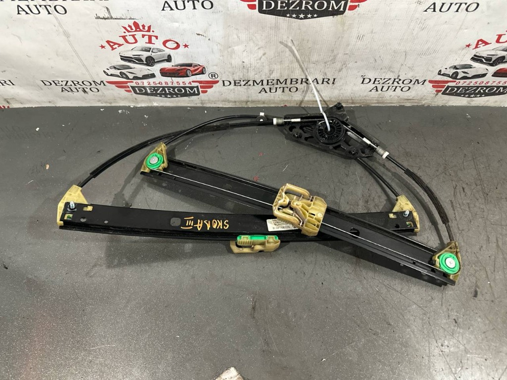 Macara geam stanga fata 5E0837461B Skoda Octavia I