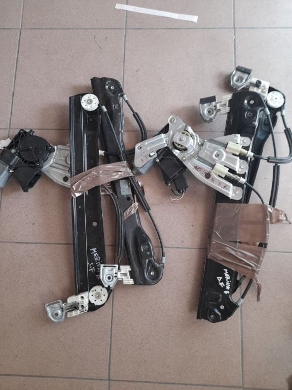 Macara geam stanga fata dreapta fata Opel Meriva B 2011