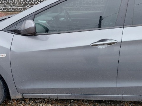 Macara geam stanga fata Hyundai i30 2014 hatchback 1.6