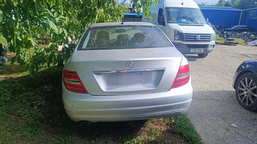 Macara geam stanga fata Mercedes C-Class