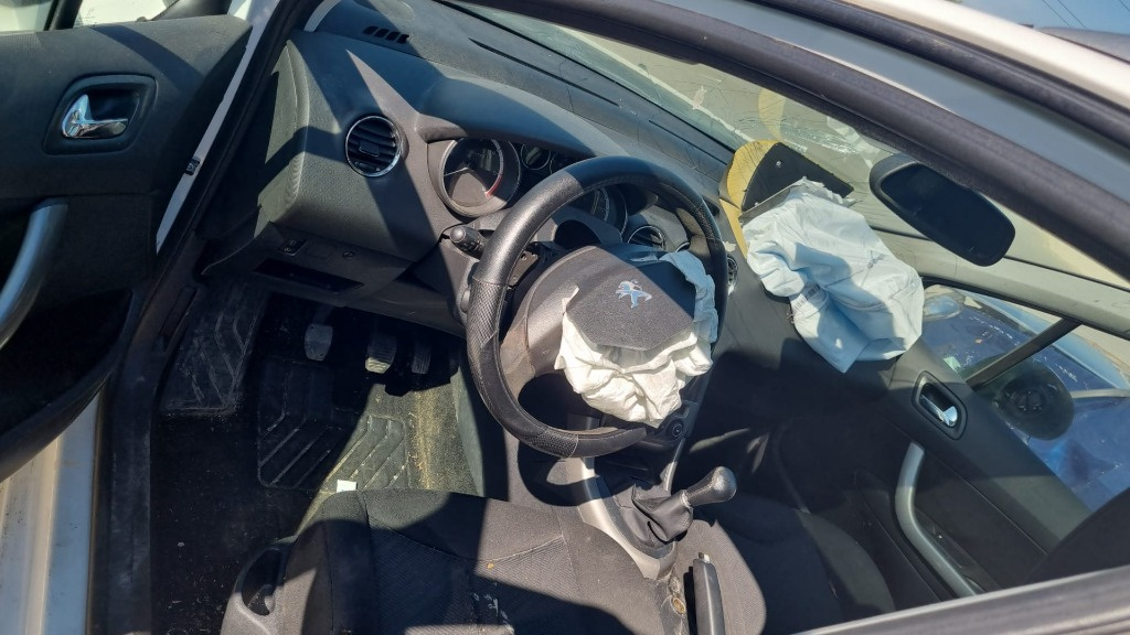 Macara geam stanga fata Peugeot 308 2011 break 1.6