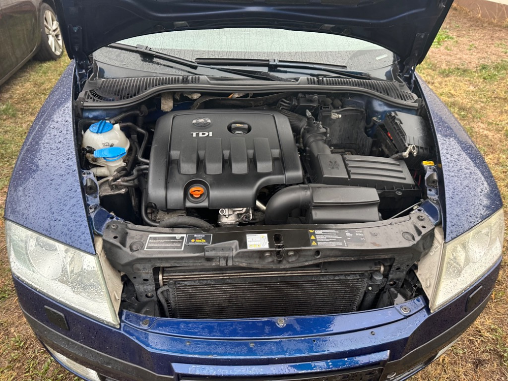 Macara geam stanga fata Skoda Octavia 2 