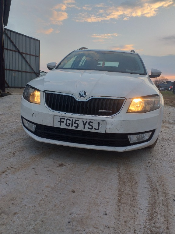 Macara geam stanga fata Skoda Octavia 3 2016 break