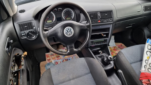 Macara geam stanga fata Volkswagen Golf 