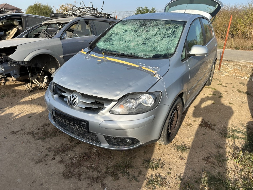 Macara geam stanga fata Volkswagen Golf 5 Plus 200