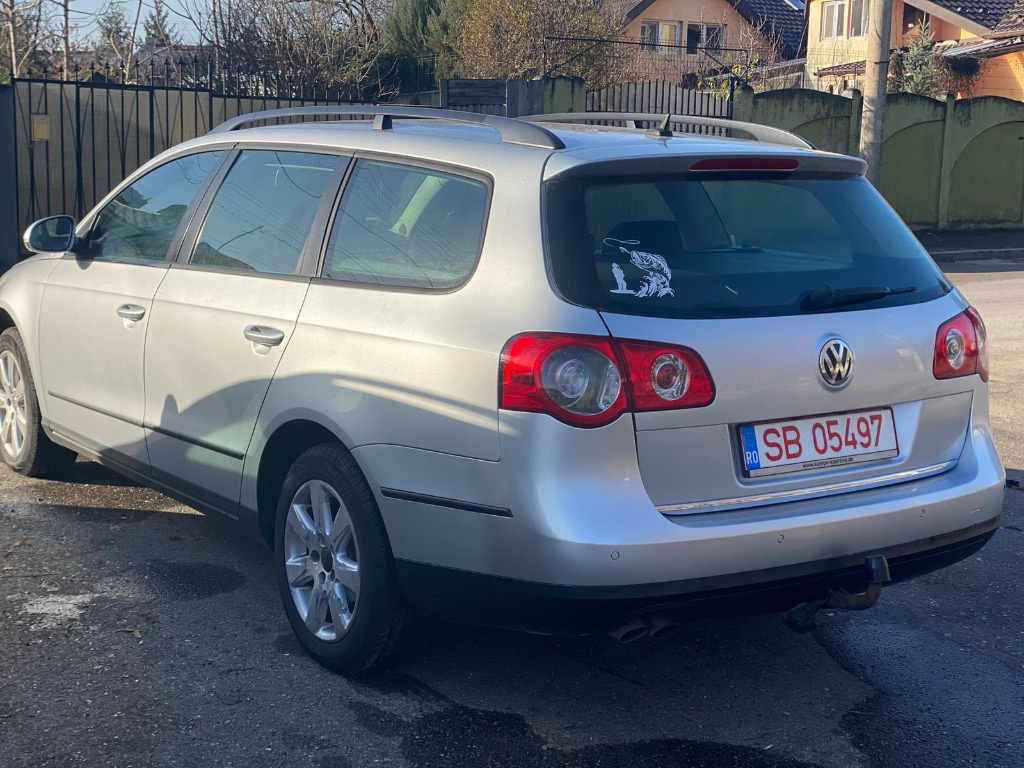 Macara geam stanga fata Volkswagen Passa