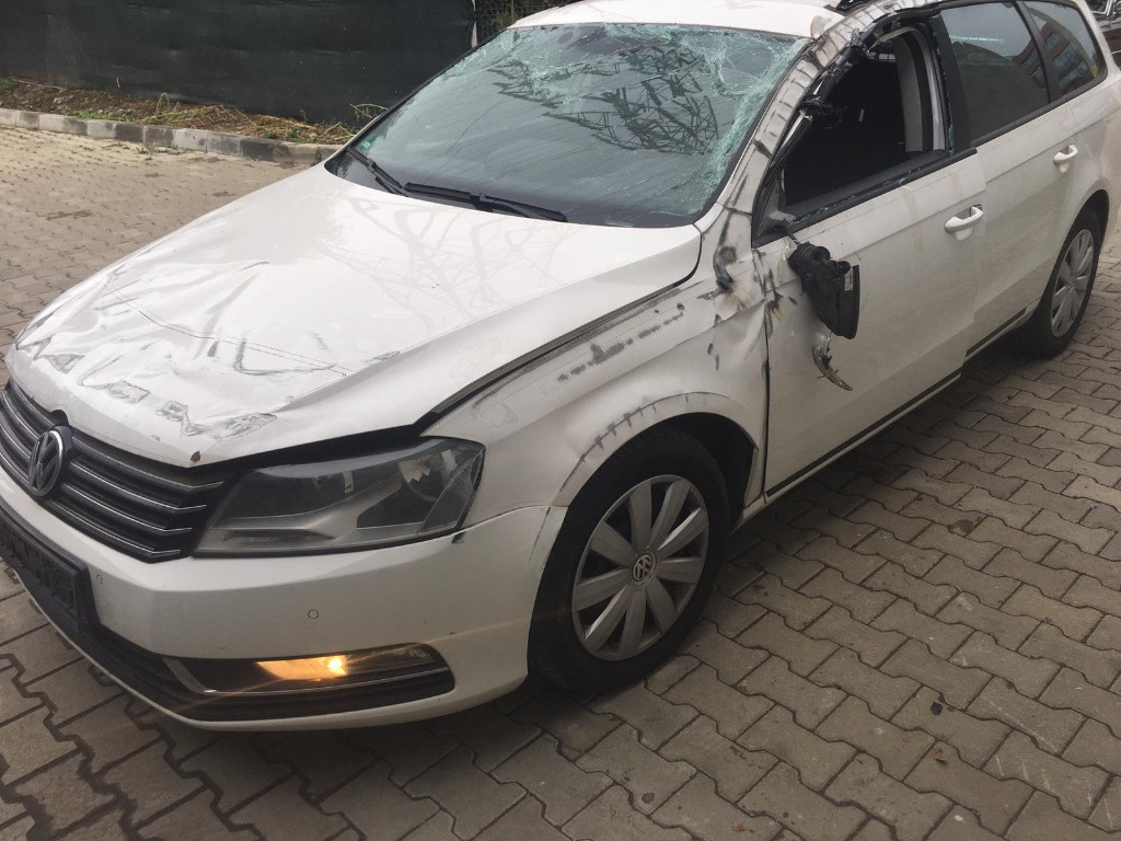 Macara geam stanga fata Volkswagen Passat B7 2012 Break 2.0TDI