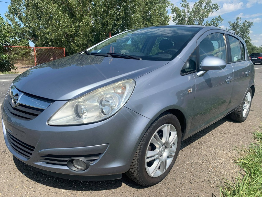 Macara geam stanga spate Opel Corsa D 2008 HATCHBACK 1.3 CDTI