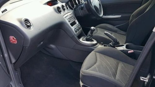 Macara geam stanga spate Peugeot 308 200