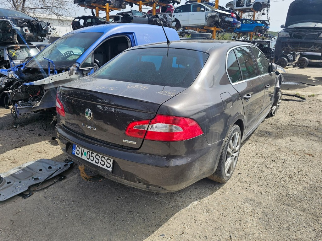 Macara geam stanga spate Skoda Superb 2009 berlina 1.9 BLS