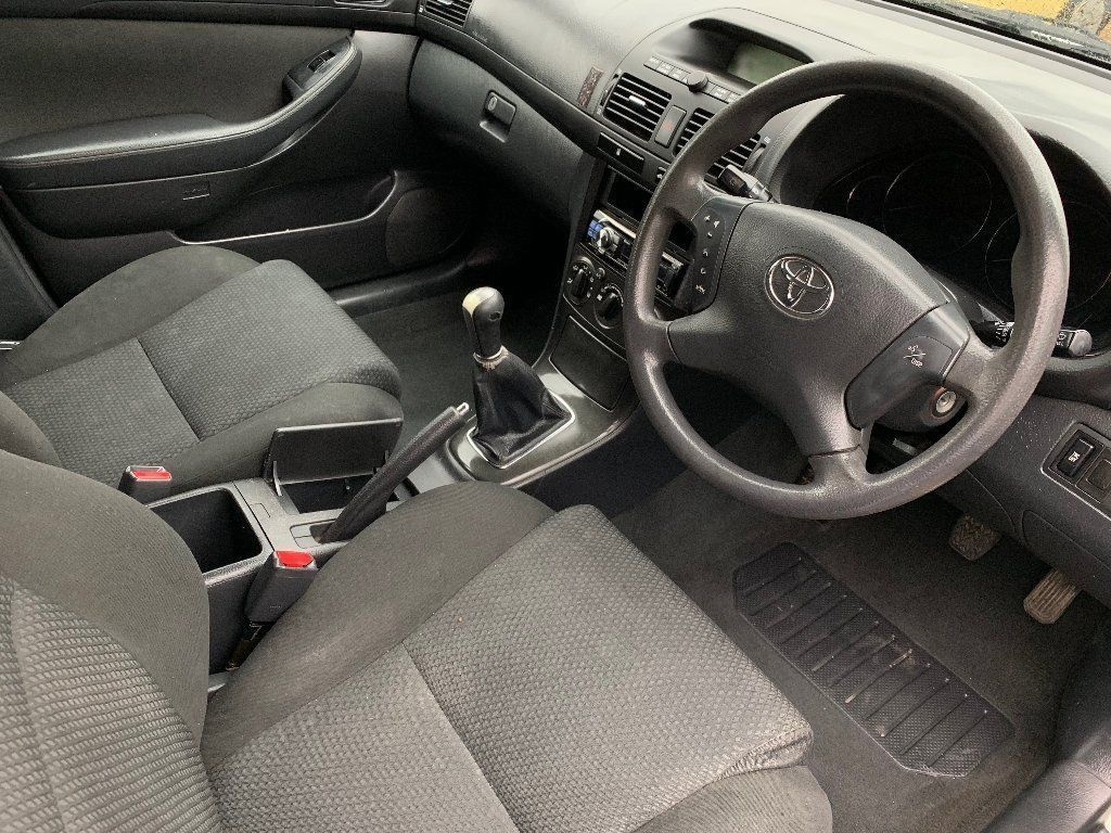 Macara geam stanga spate Toyota Avensis 