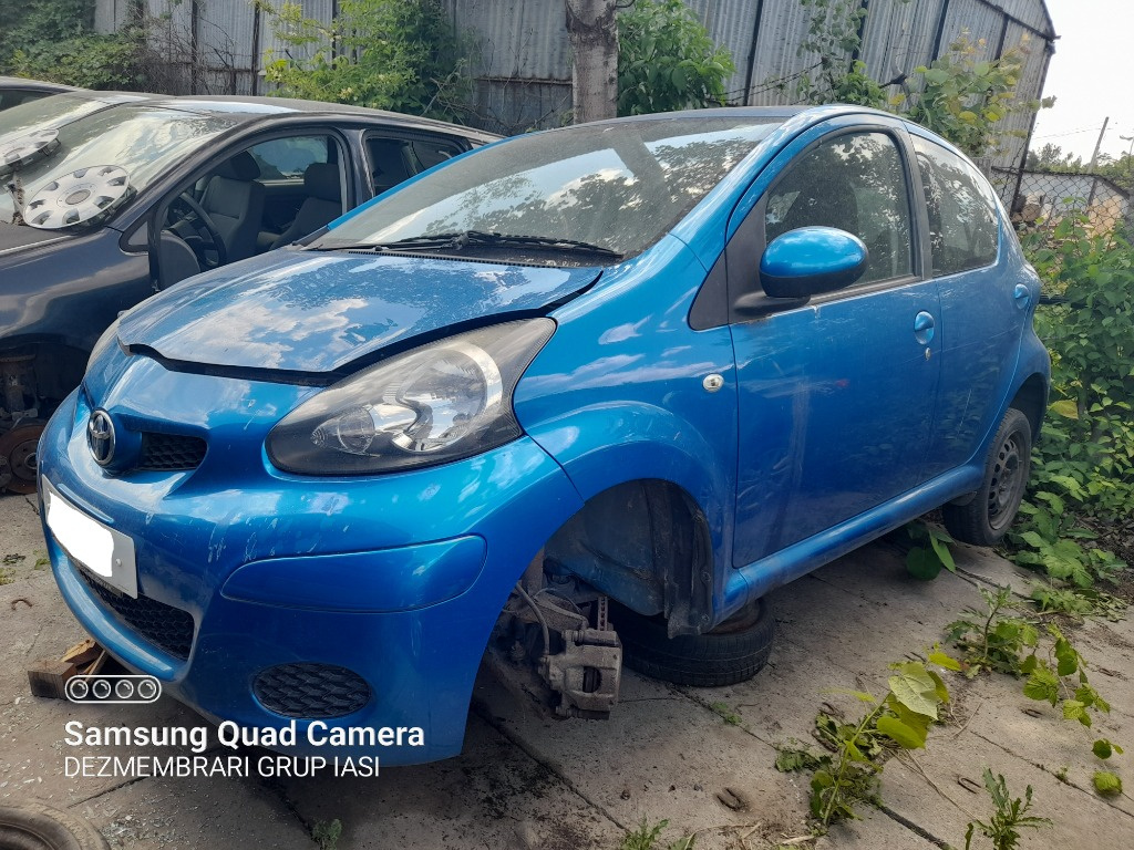 Macara geam stanga spate Toyota Aygo 2011 hatchback facelift 1.0 benzina