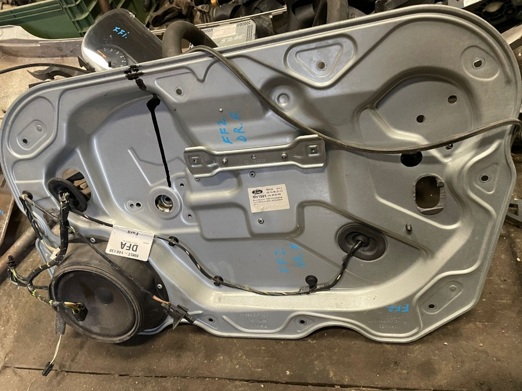 Macara geam usa dreapta fata Ford Focus 2 2005-201