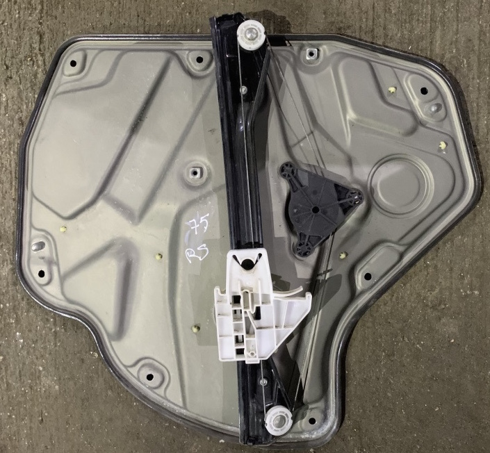 Macara geam usa dreapta spate cu suport geam rupt Skoda Octavia 2 [2004 - 2008] Combi wagon 5-usi 1.9 TDI MT (105 hp) (1Z5)
