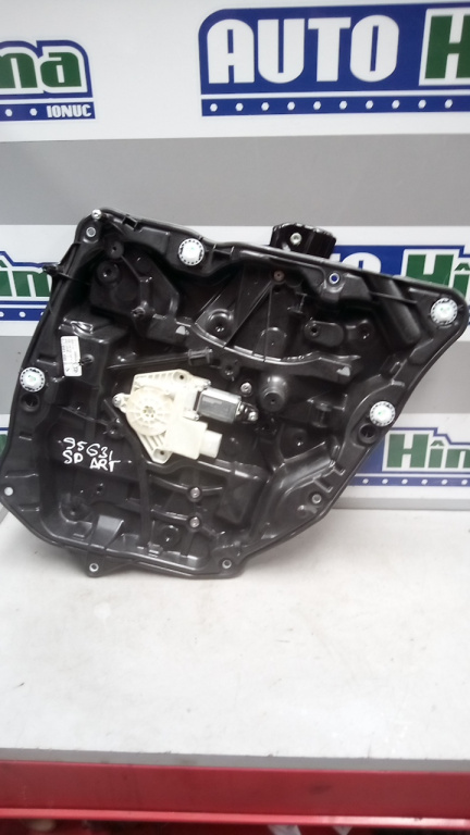 Macara geam usa spate dreapta electrica cu motoras 7365168/ 7455084. BMW Seria 5 G31 Touring 2017-2024