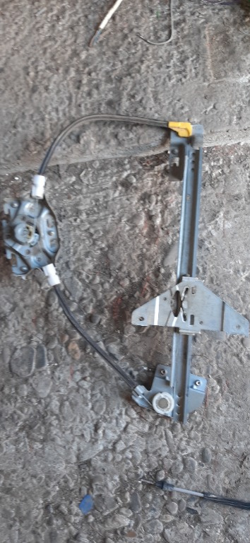 Macara manuala usa dreapta spate peugeot 307