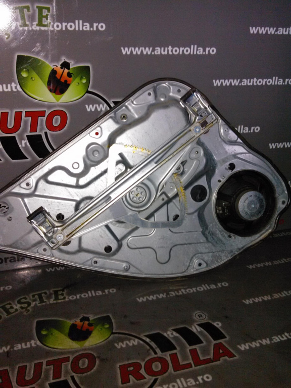 Macara mecanica dreapta spate Ford Focus 2, 1.6 tdci an 2008.