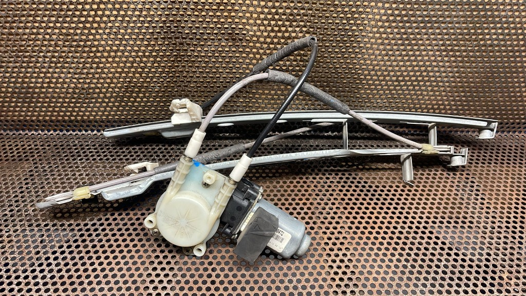 Macara stânga față Renault Megane 2 2003-2009