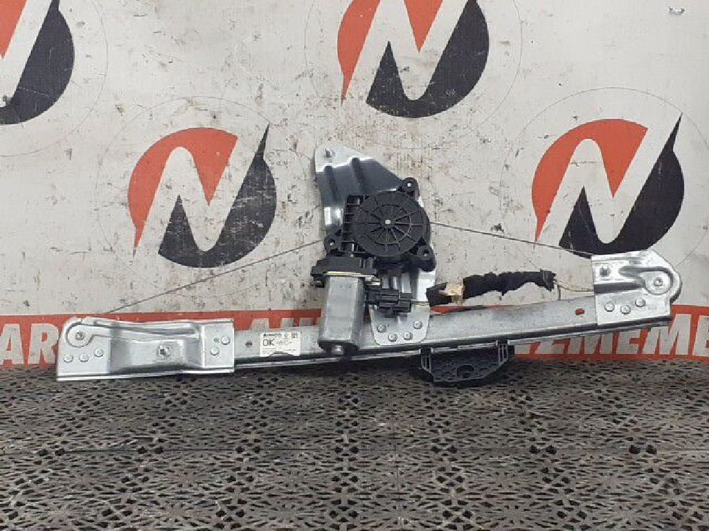 MACARA STANGA FATA ELECTRICA DACIA LOGAN II 2013 OEM:807213282R.