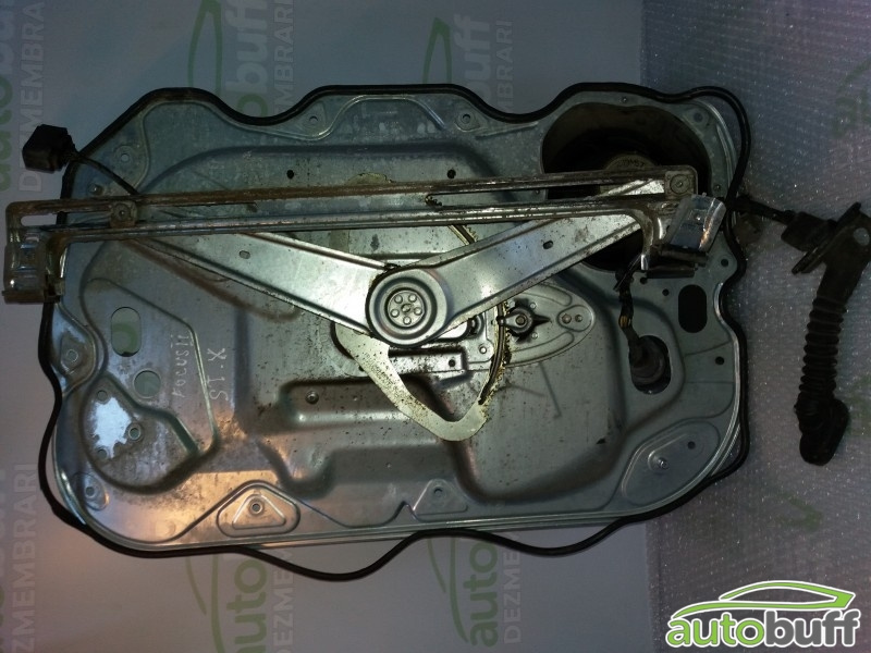 Macara Stanga Fata Ford Focus II (2004-2010) hatch