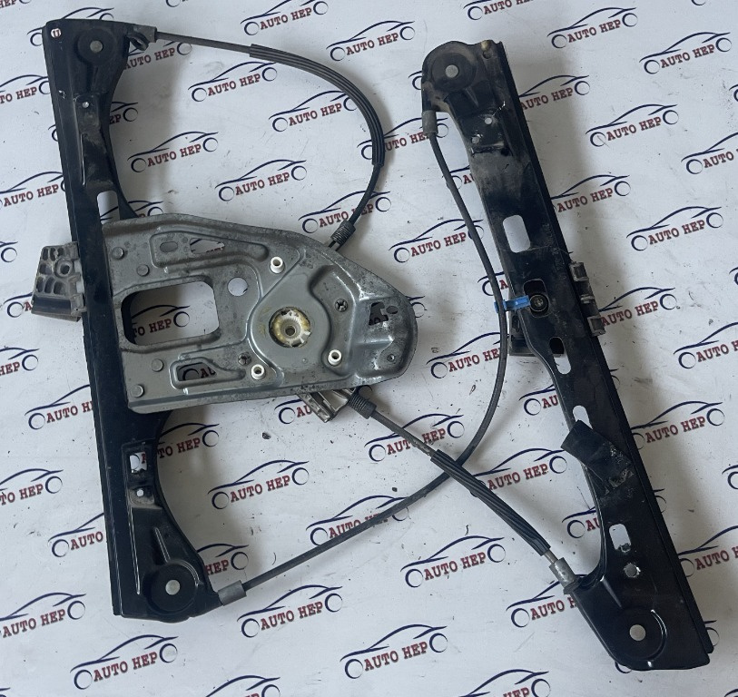 Macara stanga fata Mercedes C-Class W203